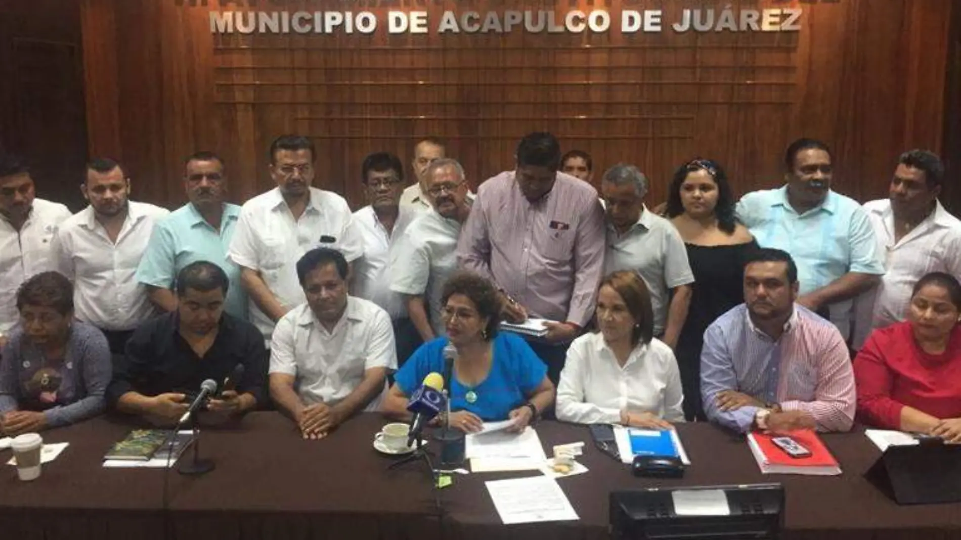 Adela román licencias empresarios en Acapulco